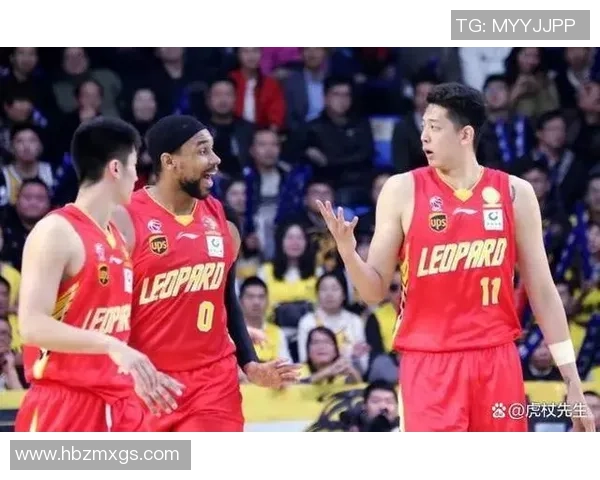 深圳篮球队反击战术深度分析与实战应用探讨 深圳篮球队反击战术深度分析与实战应用探讨